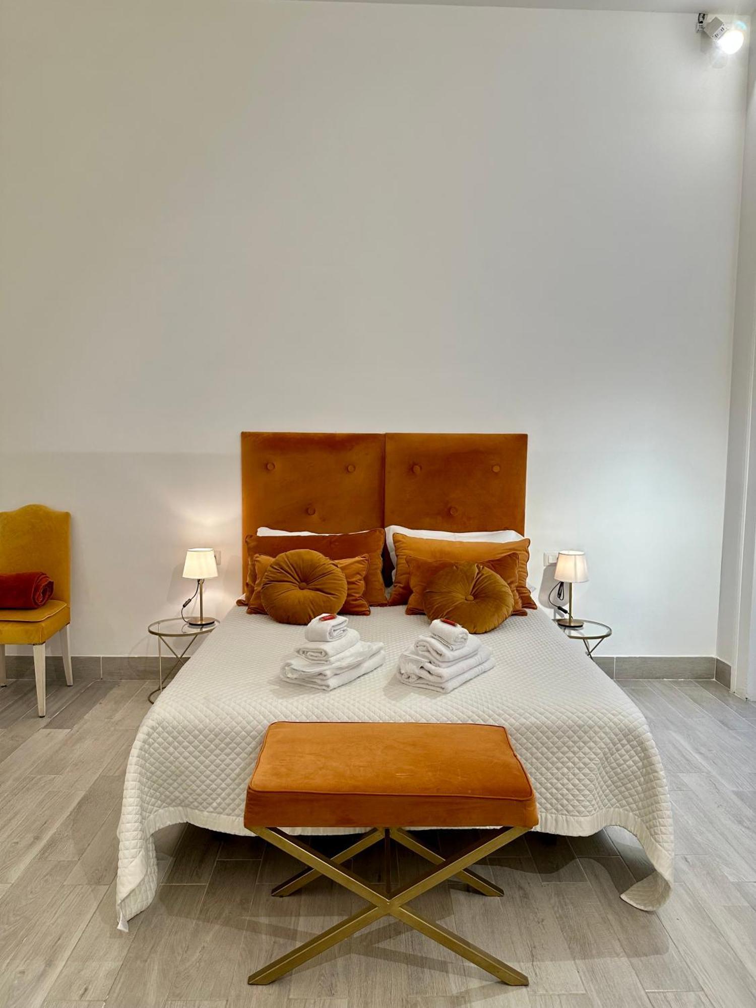 Maison M Napoli Boutique Rooms Εξωτερικό φωτογραφία